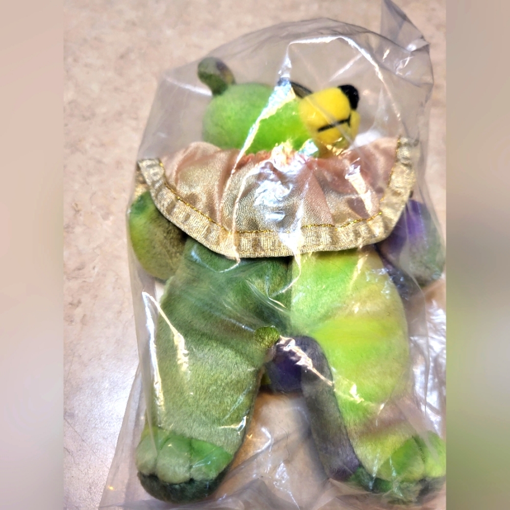 Planet Plush  - Mardi the New Orleans Bear NWT vintage numbered collectible